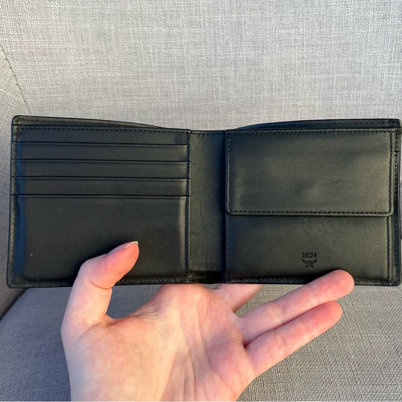 MCM Visetos Compact Wallet - Picture 6 of 9